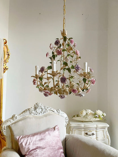 Dahlia Dreaming Chandelier